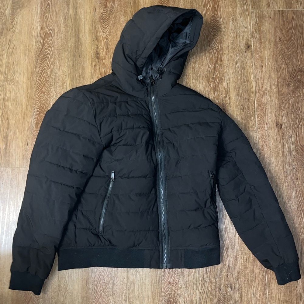 DKNY Men's Quilted Performance Hooded Bomber Jacket